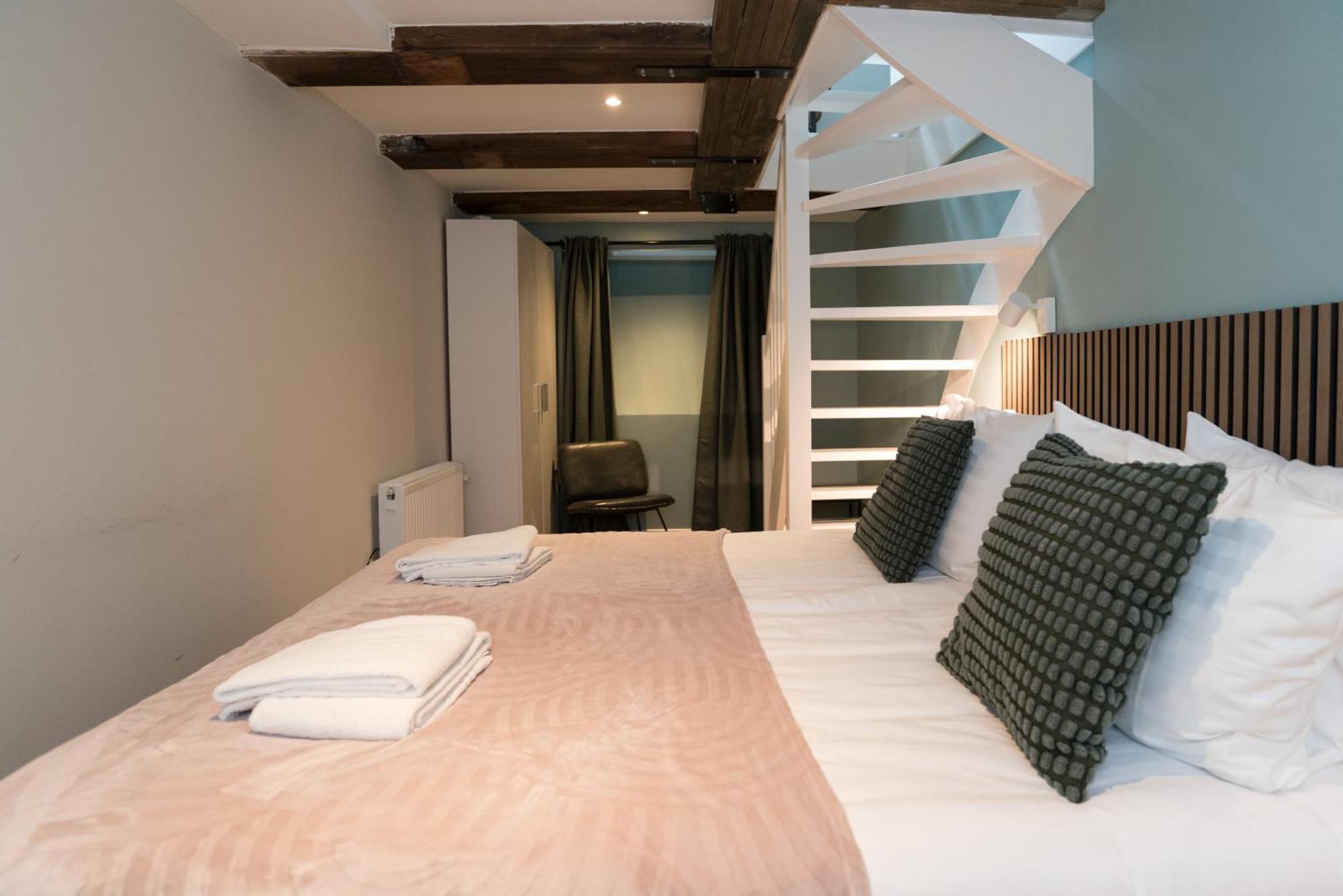 1001 Nights Boutique Lofts Hotel Haarlem Exterior photo
