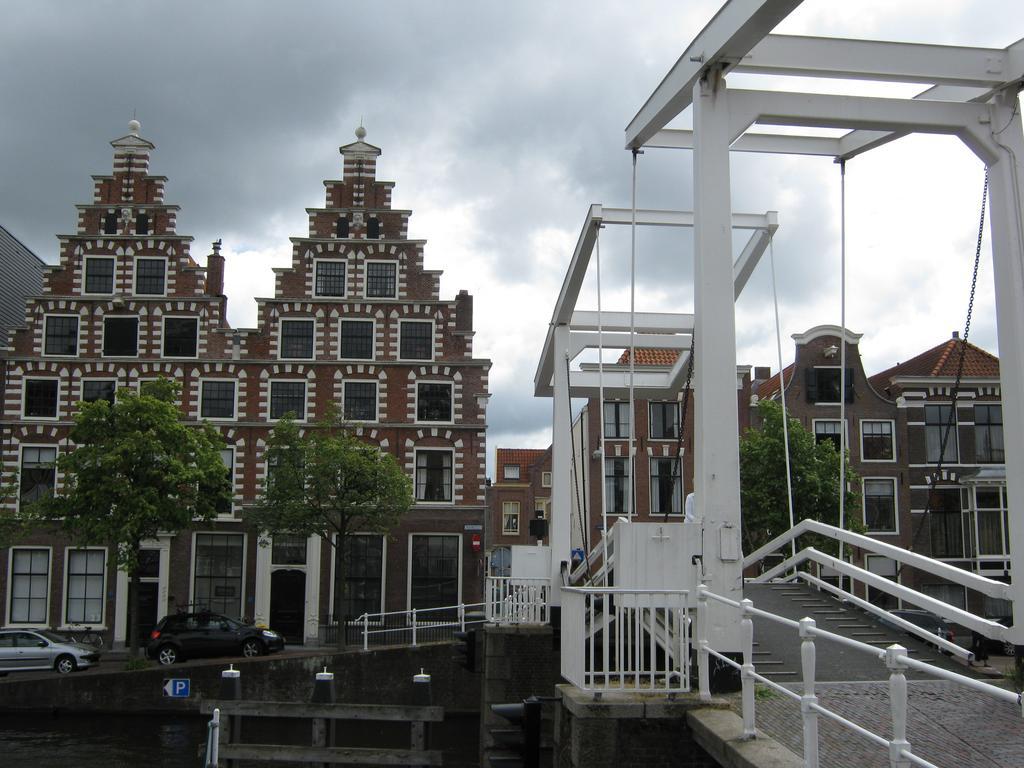 1001 Nights Boutique Lofts Hotel Haarlem Exterior photo